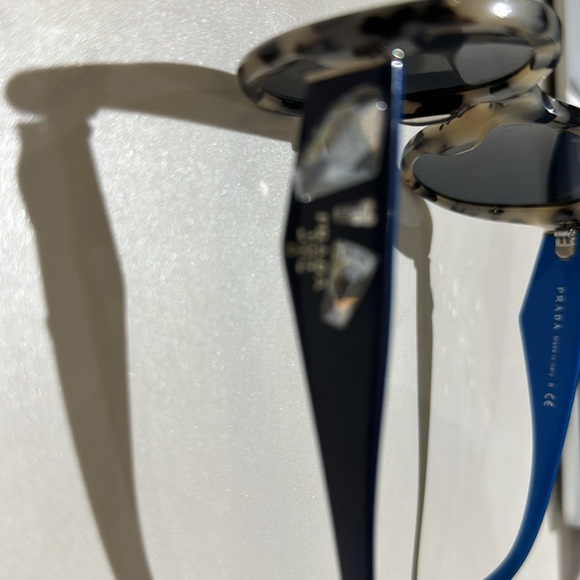 Prada tortoise and blue sunglasses - Picture 2 of 5
